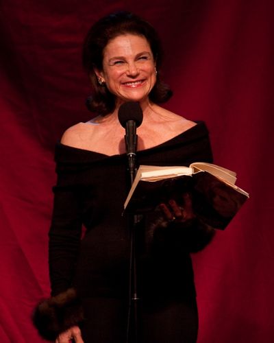 Tovah Feldshuh Photo