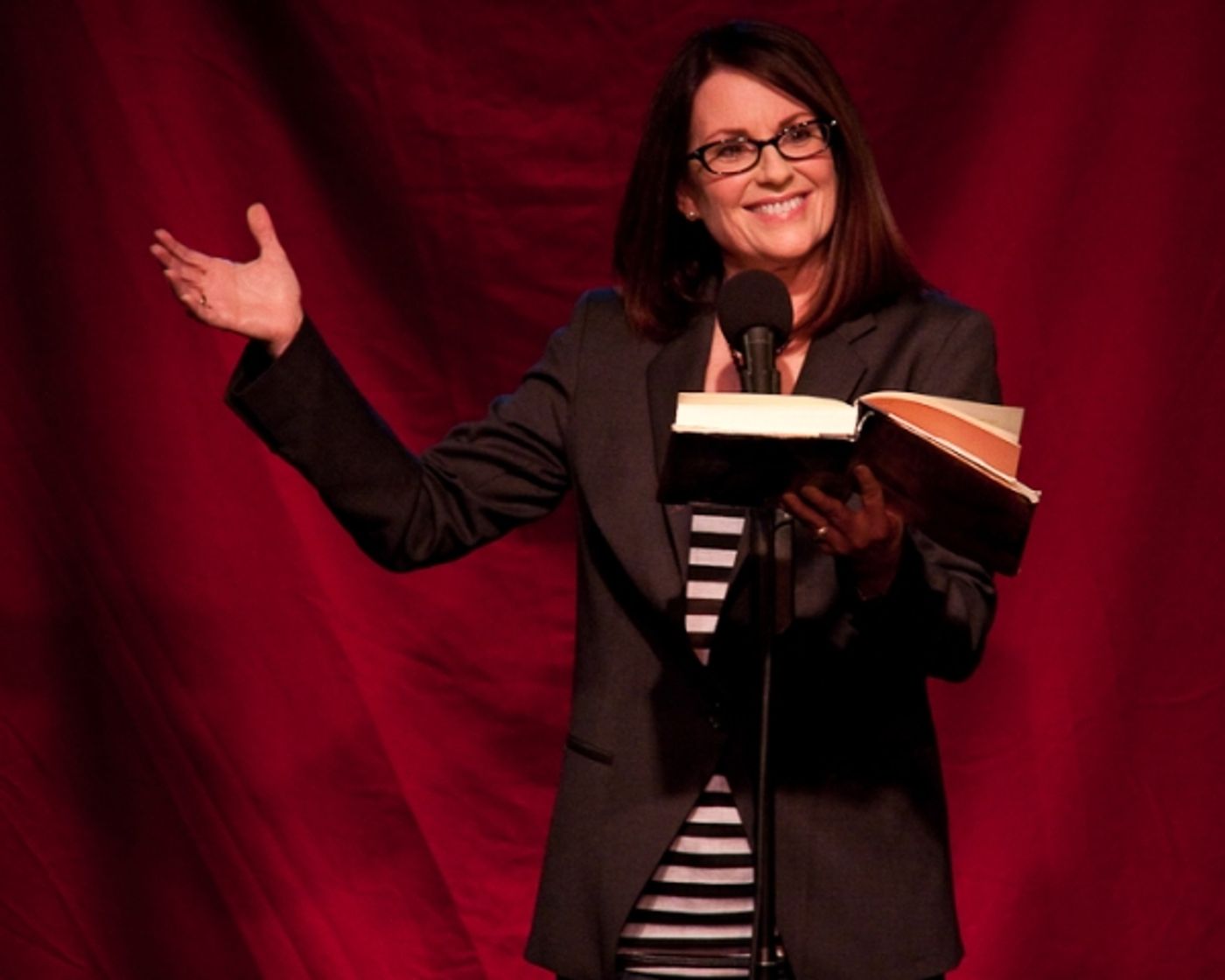 Photo Coverage: Megan Mullally Joins Celebrity Autobiography  Image