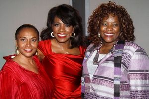 Jenifer Lewid, Sheryl Lee Ralph and Loretta Devine at Upright Cabaret @ BroadwayWorld Jenifer Lewid, Sheryl Lee Ralph and Loretta Devine at Upright Cabaret Photo