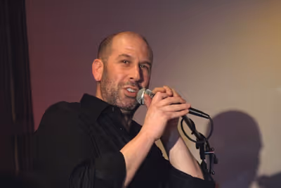 Jeremy Schonfeld at Upright Cabaret Photo