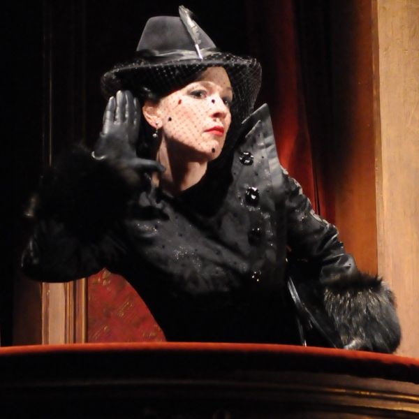 Photo Flash: The Alley Theatre Presents THE 39 STEPS  Image