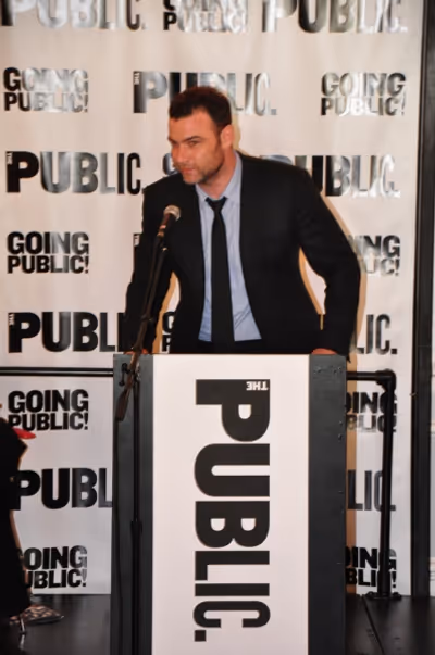 Liev Schreiber Photo