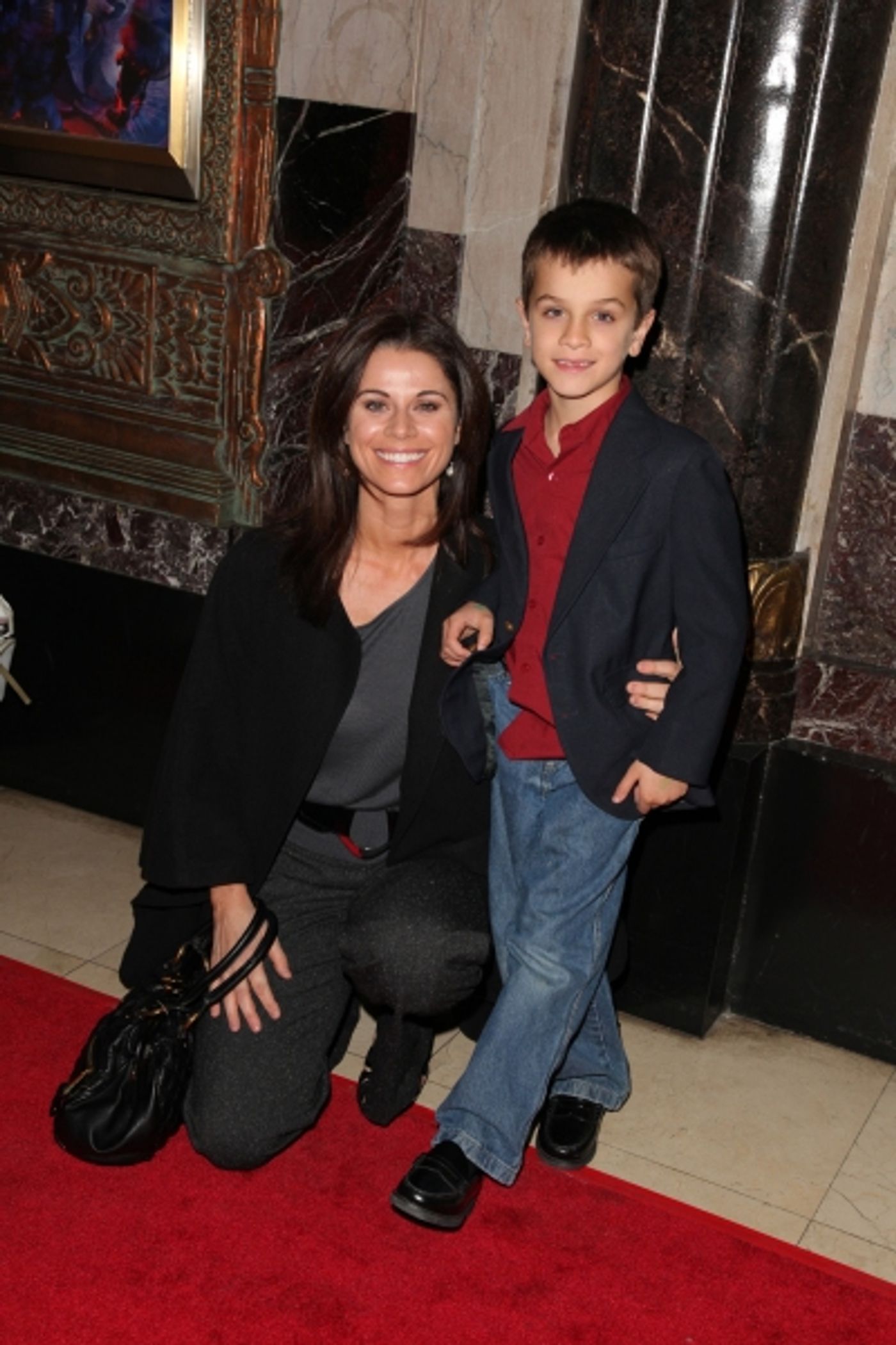 Photo Flash: Hardin, Devine, Roberts et al. Attend Opening Night of CATS at The Pantages  Image