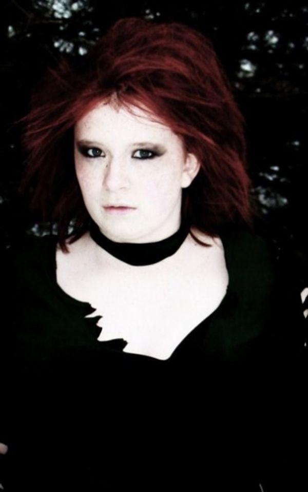 Samantha Regan Photo