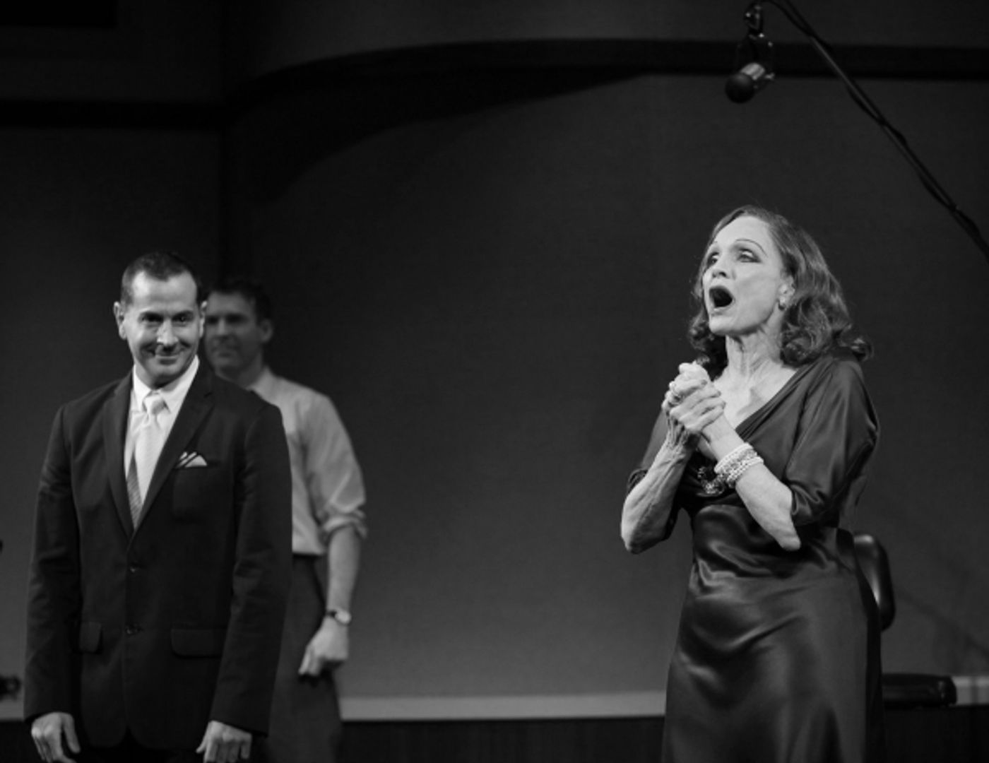 Photo Coverage: LOOPED Opening Night Curtain Call  Image