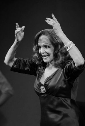 Valerie Harper as Tallulah Bankhead Photo