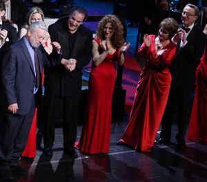 Stephen Sondheim with Marin Mazzie, Mandy Patinkin, Bernadette Peters, Patti LuPone a Photo