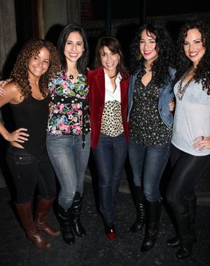 Paula Abdul poses with some of the ladies of IN THE HEIGHTS Photo