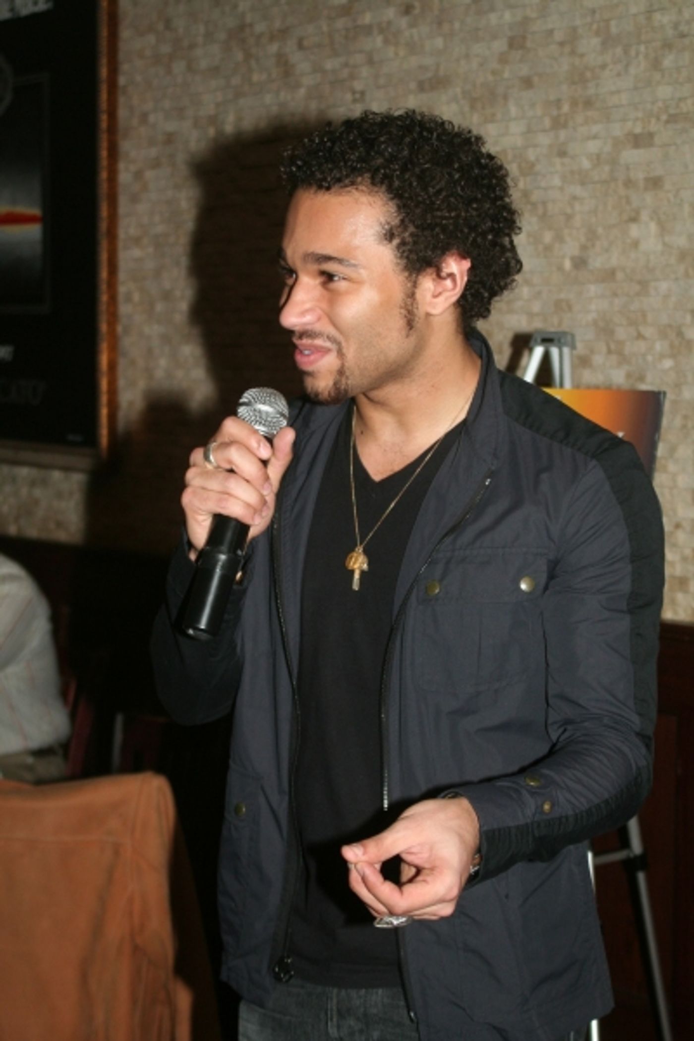 Photo Coverage: Corbin Bleu Portrait Unveiled at Tony's diNapoli  Image