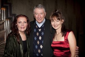 Maureen McGovern, Martin Wiviott. Lari White @ BroadwayWorld Maureen McGovern, Martin Wiviott. Lari White Photo