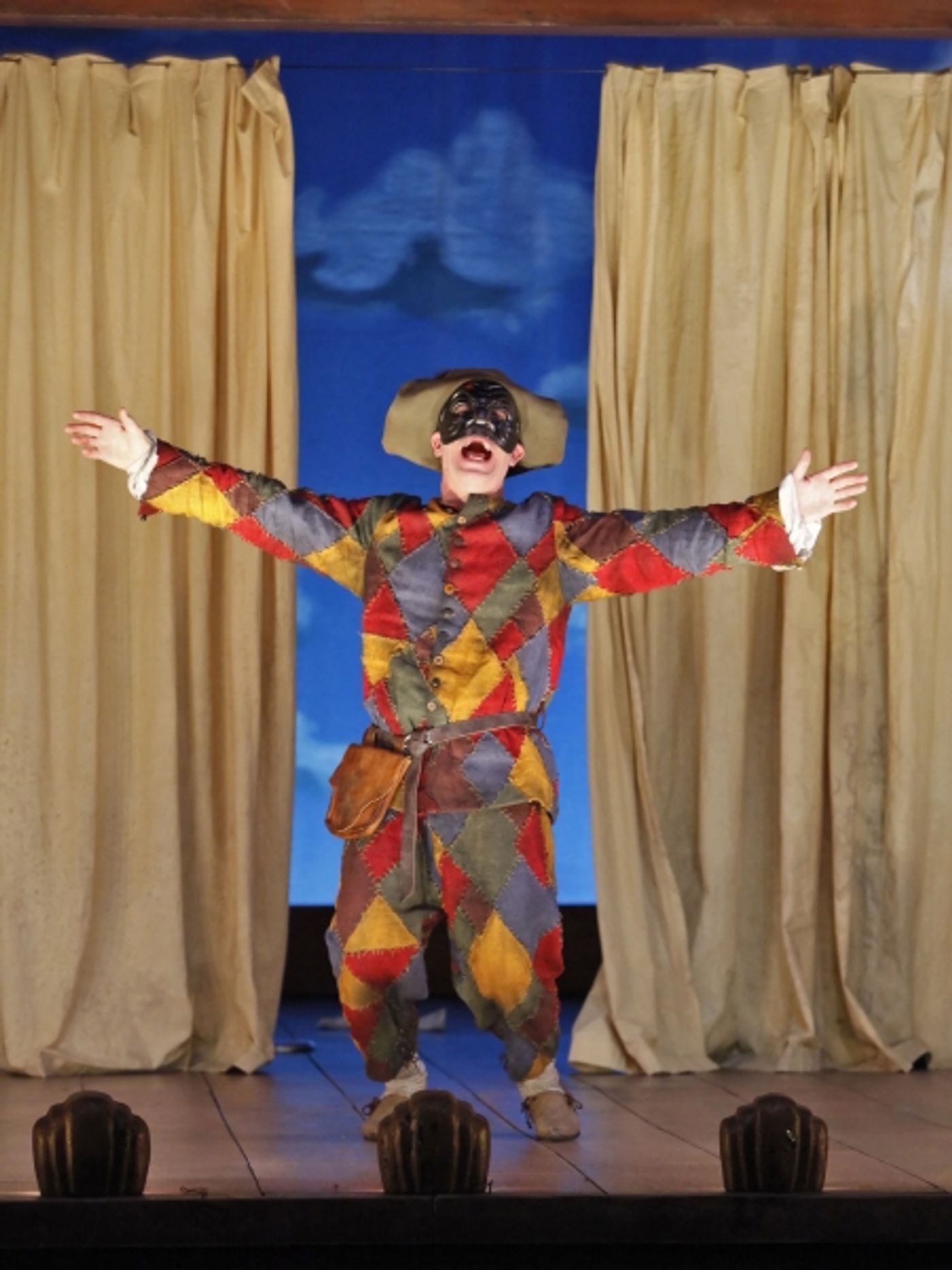 Photo Flash: Yale Rep Presents THE SERVANT OF TWO MASTERS Through 4/3  Image