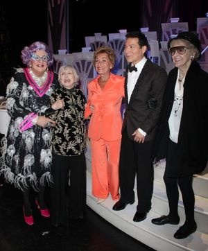 Dame Edna, Celeste Holm, Judge Judy Sheindlin, Michael Feinstein & Elaine Stritch @ BroadwayWorld Dame Edna, Celeste Holm, Judge Judy Sheindlin, Michael Feinstein & Elaine Stritch Photo