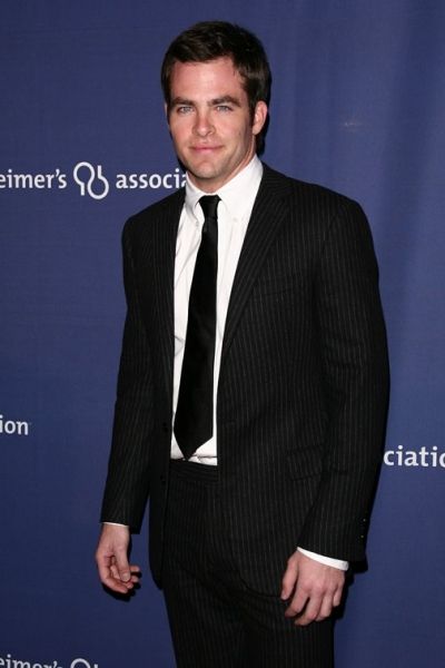 Photo Coverage: Pierce, Moore, Kutcher et al at 'A Night at Sardi's' Alzheimer's Benefit — photo 21 of 76