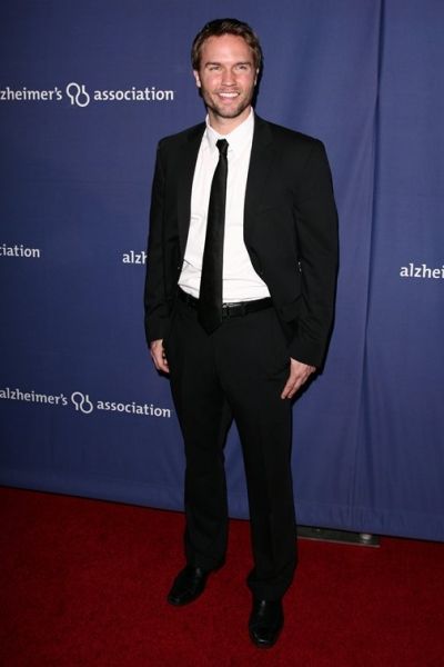 Scott Porter Photo