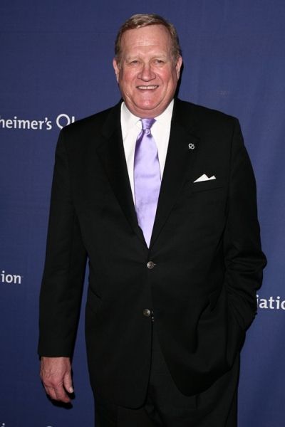 Photo Coverage: Pierce, Moore, Kutcher et al at 'A Night at Sardi's' Alzheimer's Benefit — photo 62 of 76