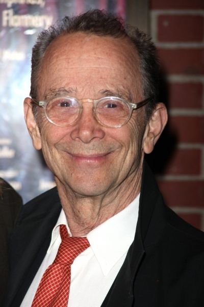 Joel Grey
 Photo