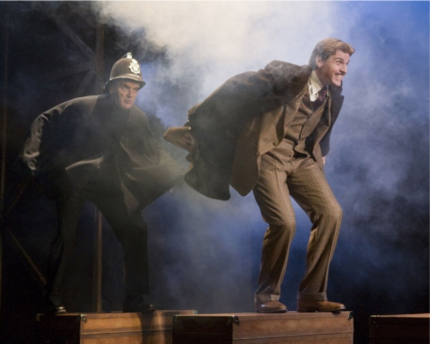 Photo Flash: Hitchcock's THE 39 STEPS At The Ahmanson Theatre  Image