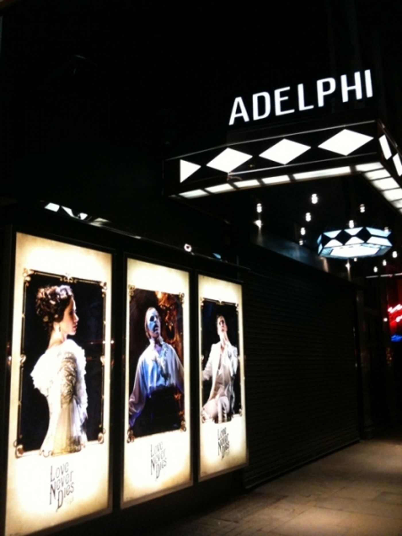 Photo Flash: New 'Front of House' Artwork for LOVE NEVER DIES in London  Image