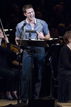 Steven Pasquale @ BroadwayWorld Steven Pasquale Photo