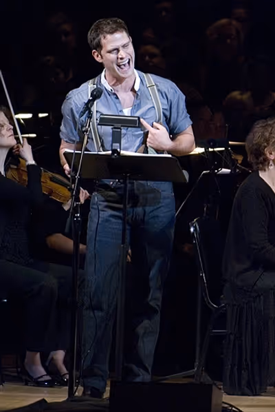 Steven Pasquale Photo
