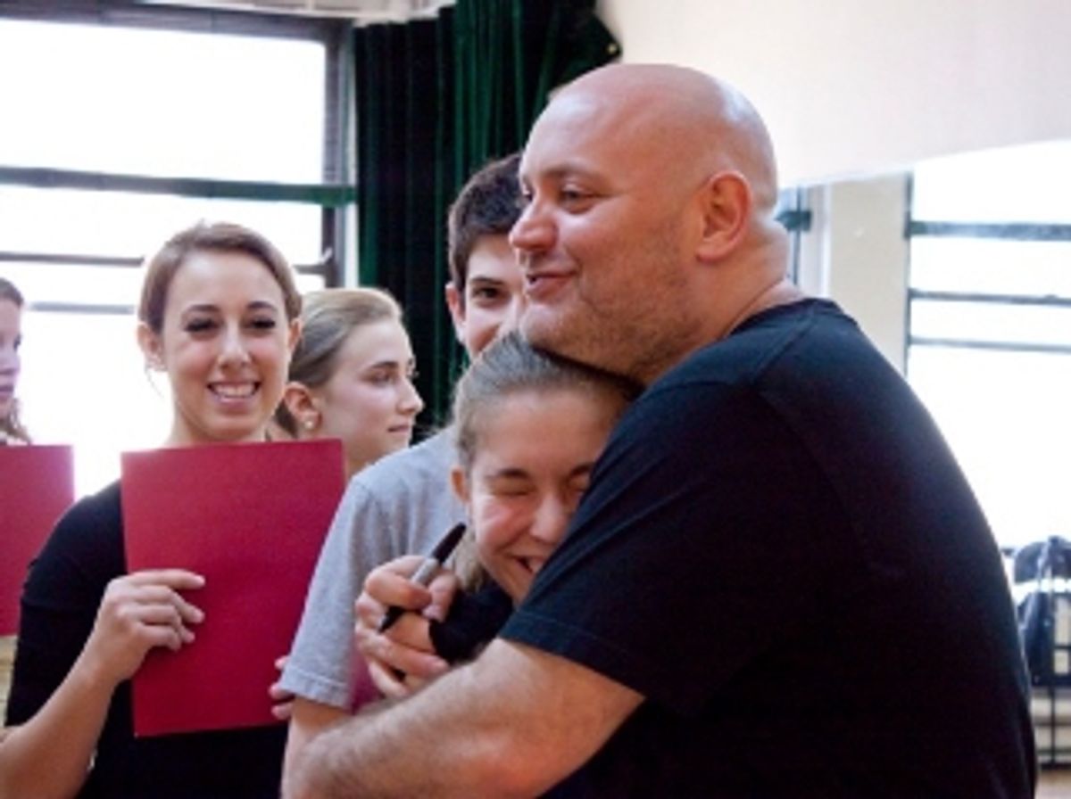 Thommie Retter and students at 