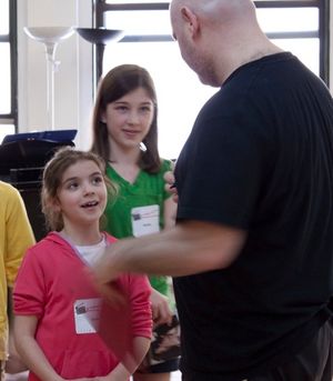 Thommie Retter and students @ BroadwayWorld Thommie Retter and students Photo