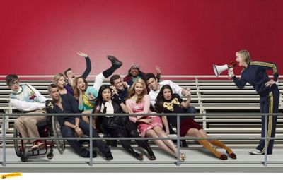 Pictured bottom row L-R: Kevin McHale, Mark Salling, Jenna Ushkowitz, Dianna Agron, L Photo