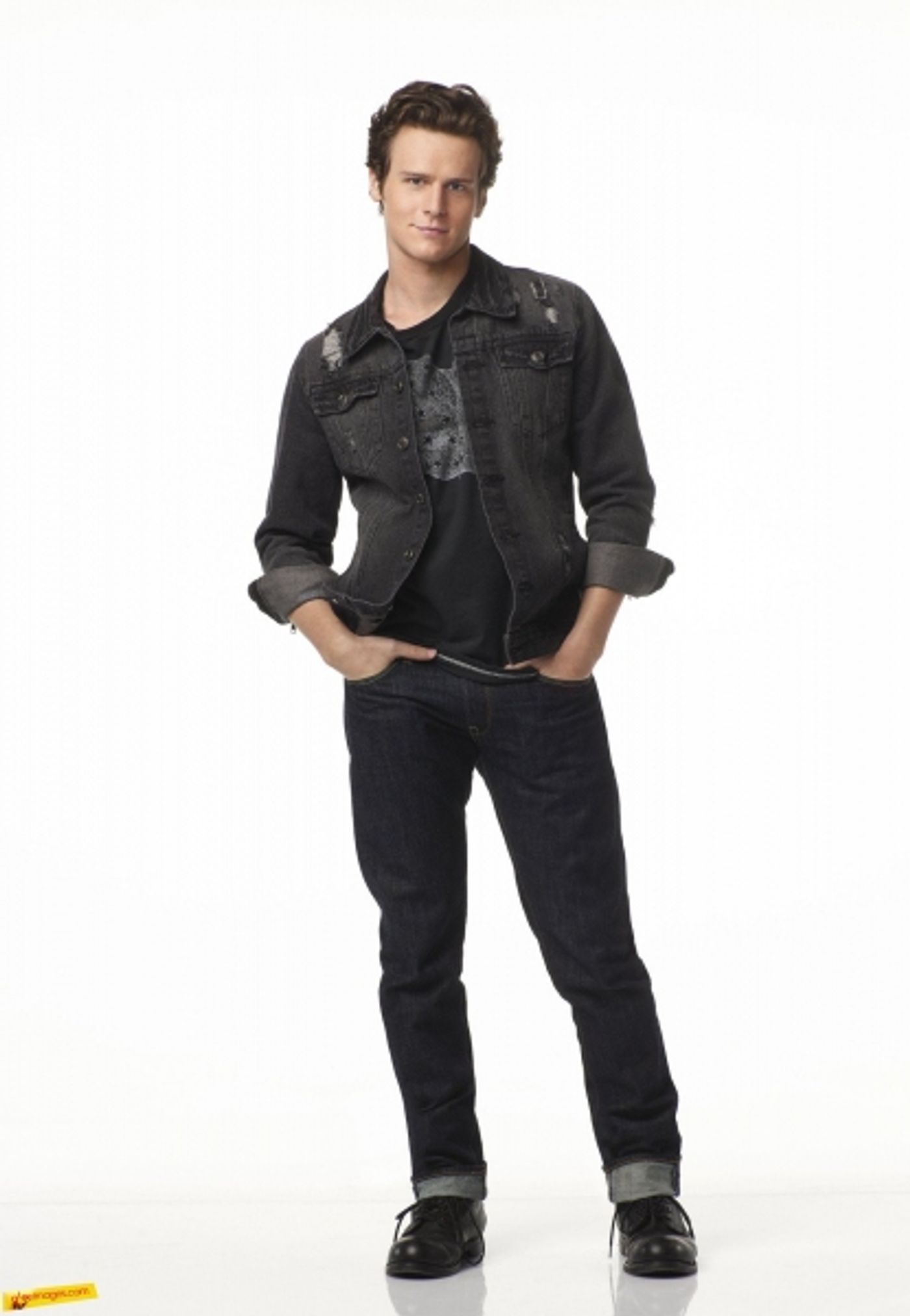 Photo Flash: New GLEE Photos Released with Menzel, Groff & More!  Image