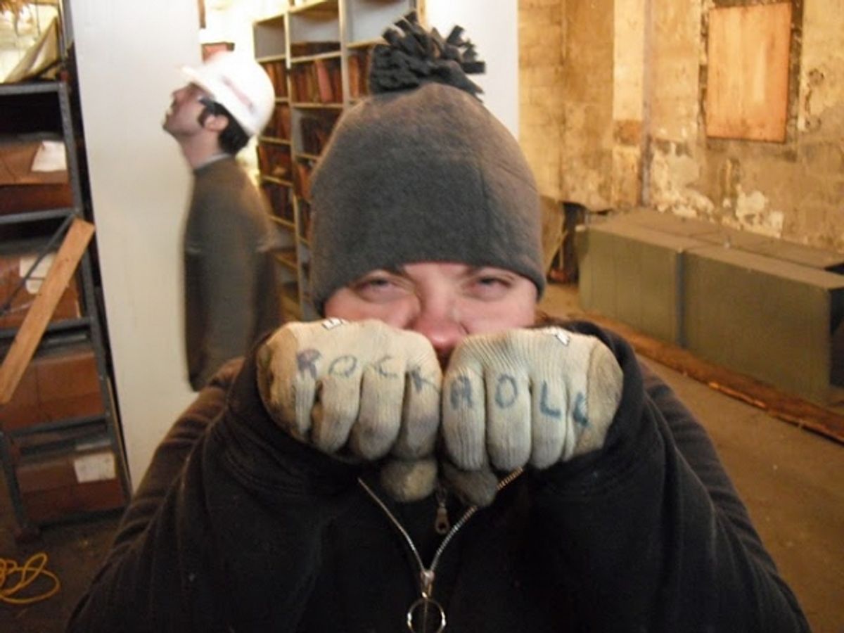  Amanda Bauer expresses herself at 