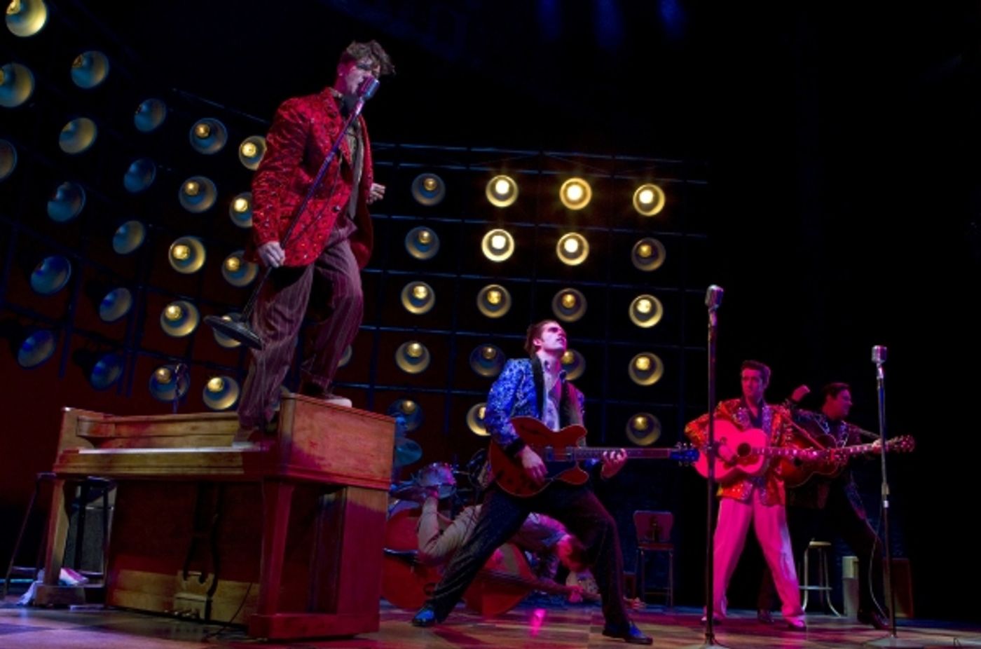 Photo Flash: MILLION DOLLAR QUARTET Production Photos  Image