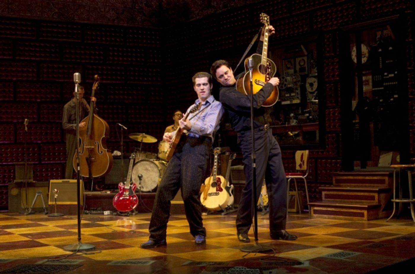 Photo Flash: MILLION DOLLAR QUARTET Production Photos  Image