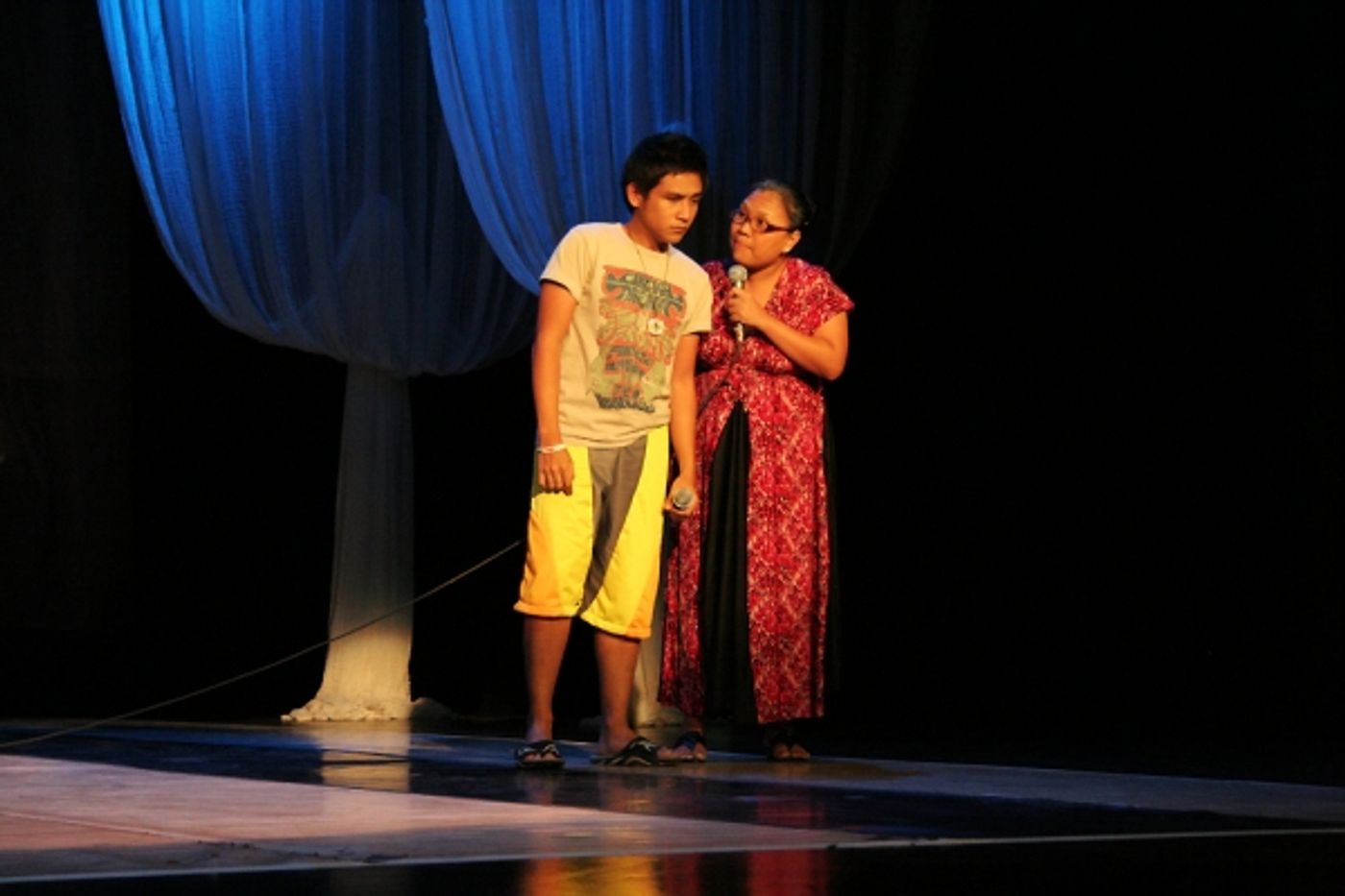 Photo Coverage:  SWEENEY TODD Manila Sweeps Acting Trophies at 2009 Philstage Awards  Image