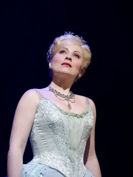 Photo Flash: New Cast of West End WICKED! — photo 4 of 4
