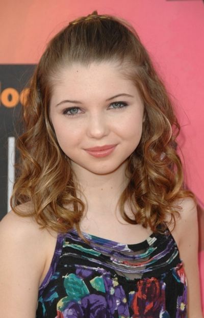Sammi Hanratty Photo