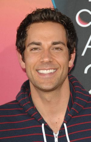 Zachary Levi Photo