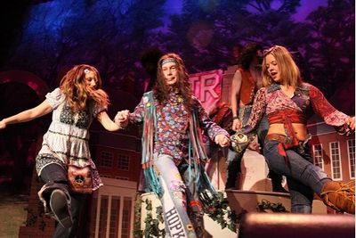 Vanessa Ray, Mayor Michael Bloomberg and Kate Rockwell Photo