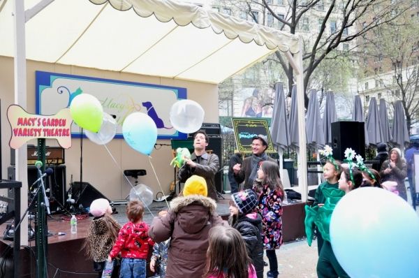 Dorsel, John Tartaglia, Bill Schmerhorn playing BUBBLE BALL! Photo