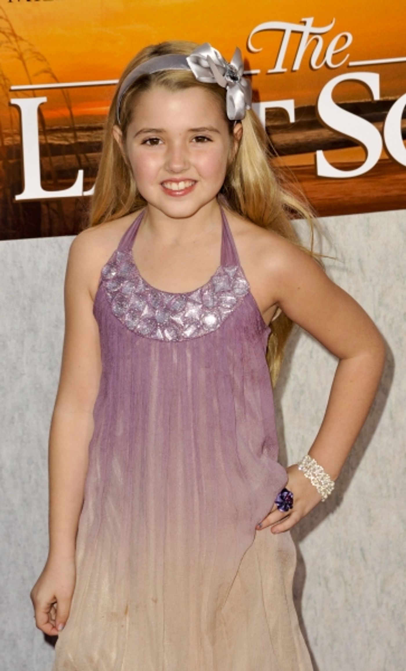 Photo Coverage: 'The Last Song' Premieres in Hollywood  Image