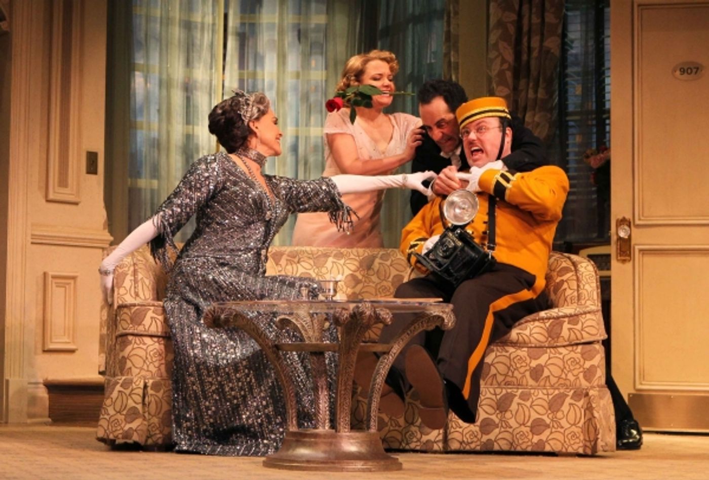 Photo Flash: LEND ME A TENOR Plays the Music Box Theatre Photo Flash: LEND ME A TENOR Plays the Music Box Theatre Image