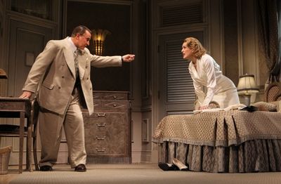 Anthony LaPaglia and Jan Maxwell Photo