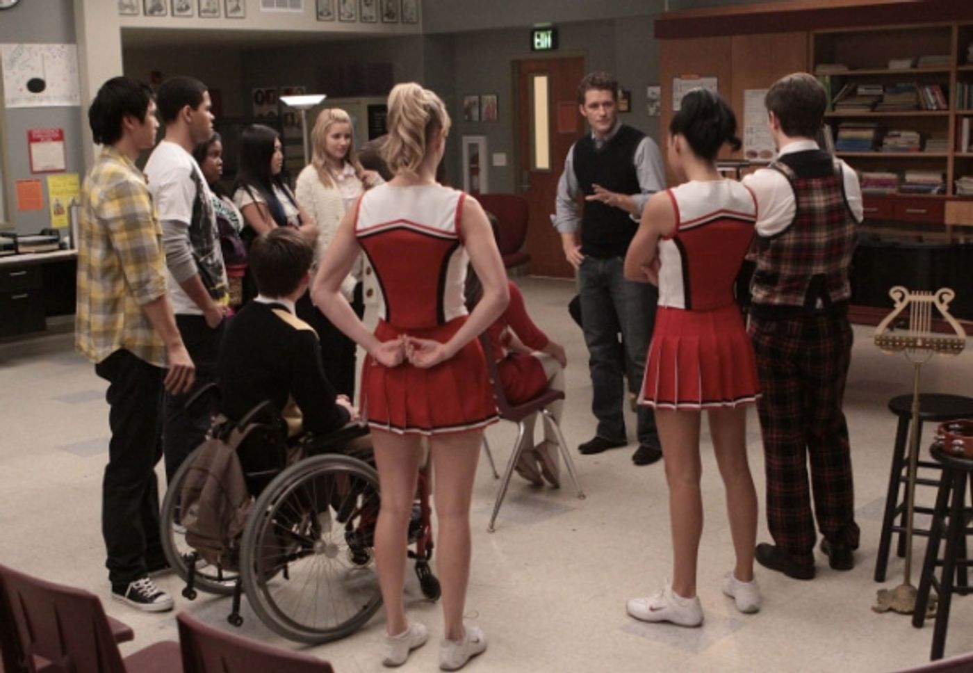 Photo Coverage: First Photos from GLEE's Spring Premiere 'Hell-O'  Image