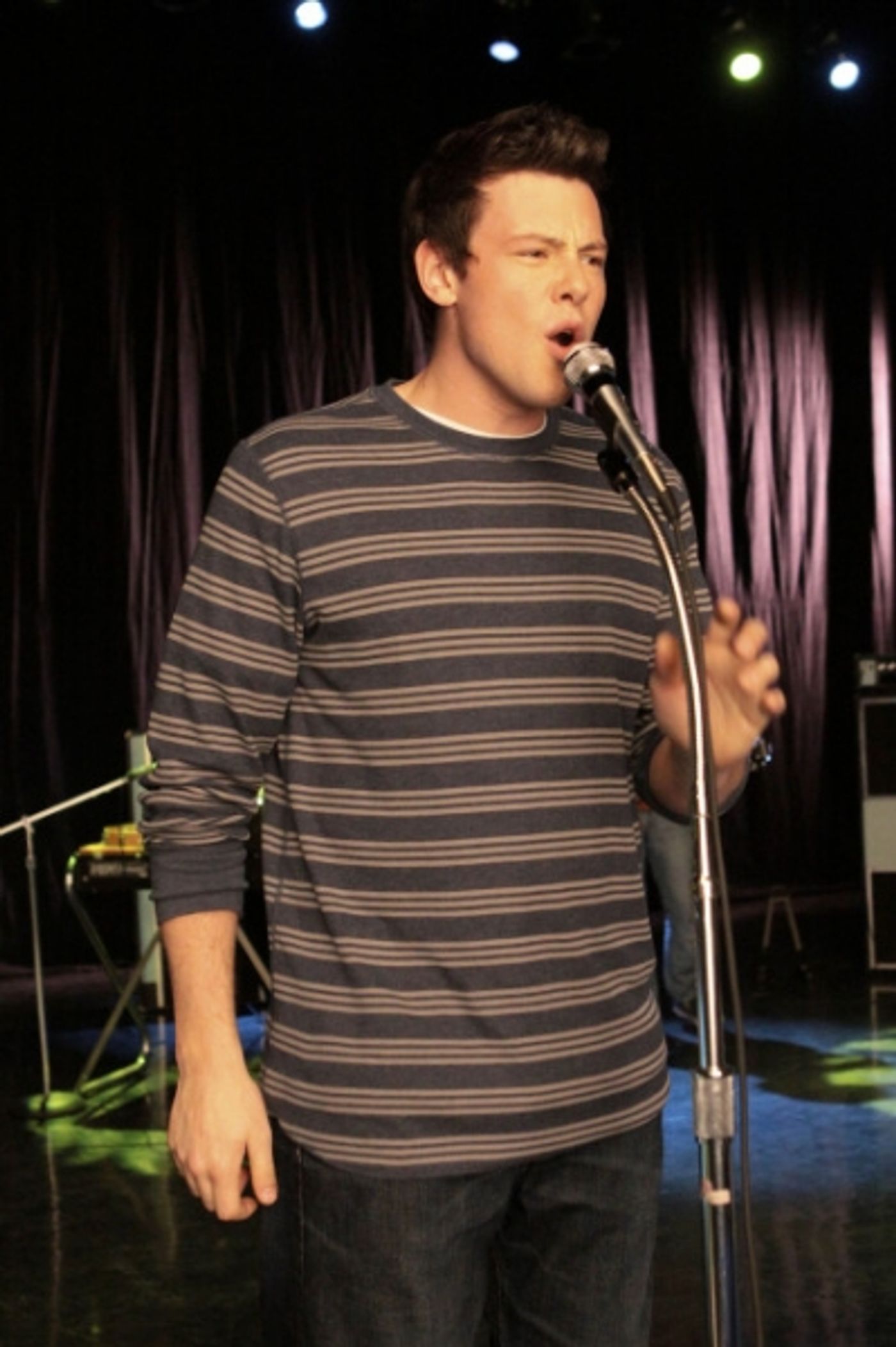 Photo Coverage: First Photos from GLEE's Spring Premiere 'Hell-O'  Image