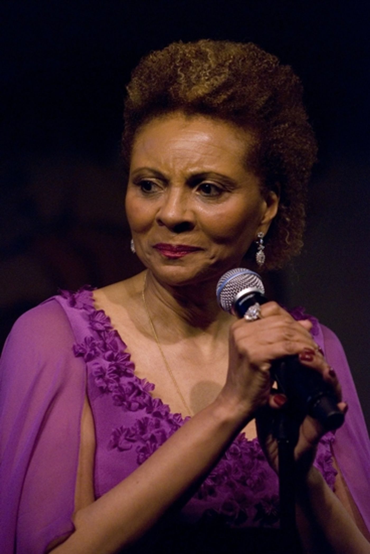 Photo Coverage: Leslie Uggams Opens at the Cafe Carlyle  Image