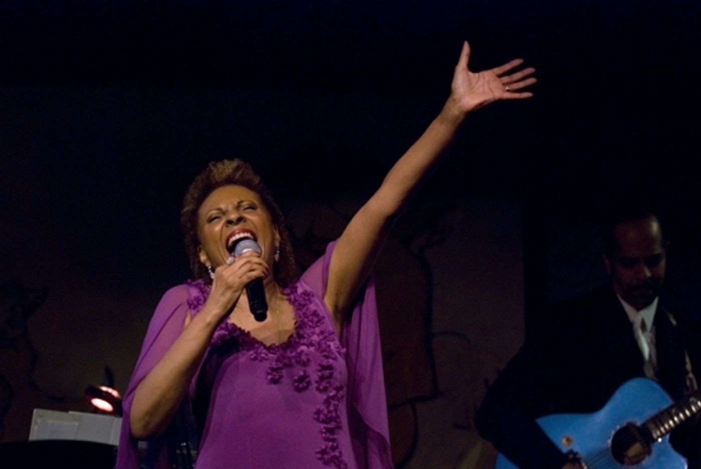 Photo Coverage: Leslie Uggams Opens at the Cafe Carlyle  Image