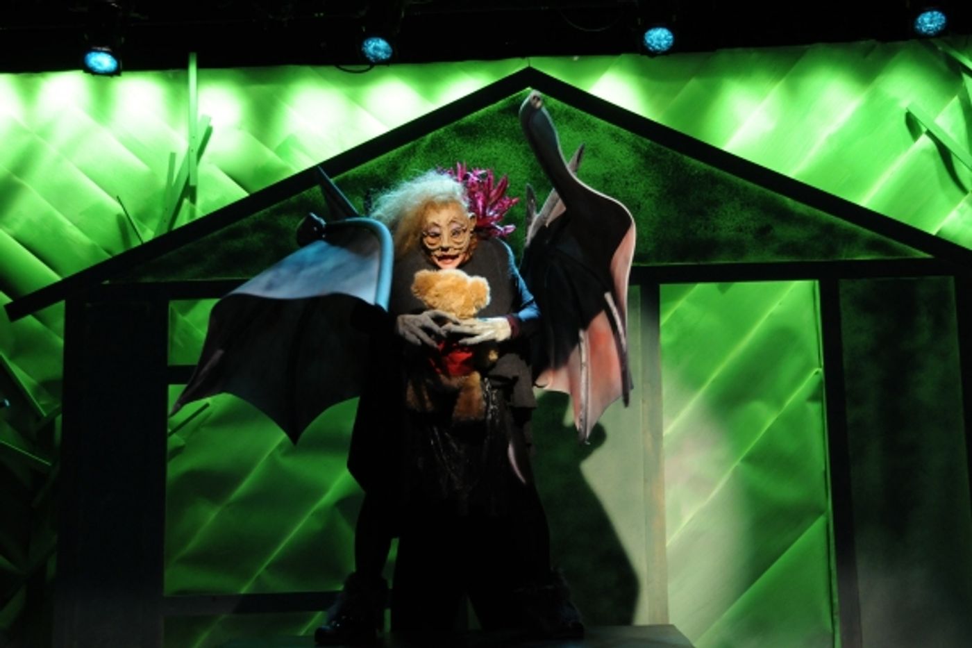 Photo Flash: HERE Arts Center Presents ALICE IN SLASHERLAND  Image