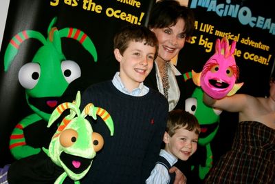 Dorsel, Will, Linda Dano, Jack, Bubbles Photo