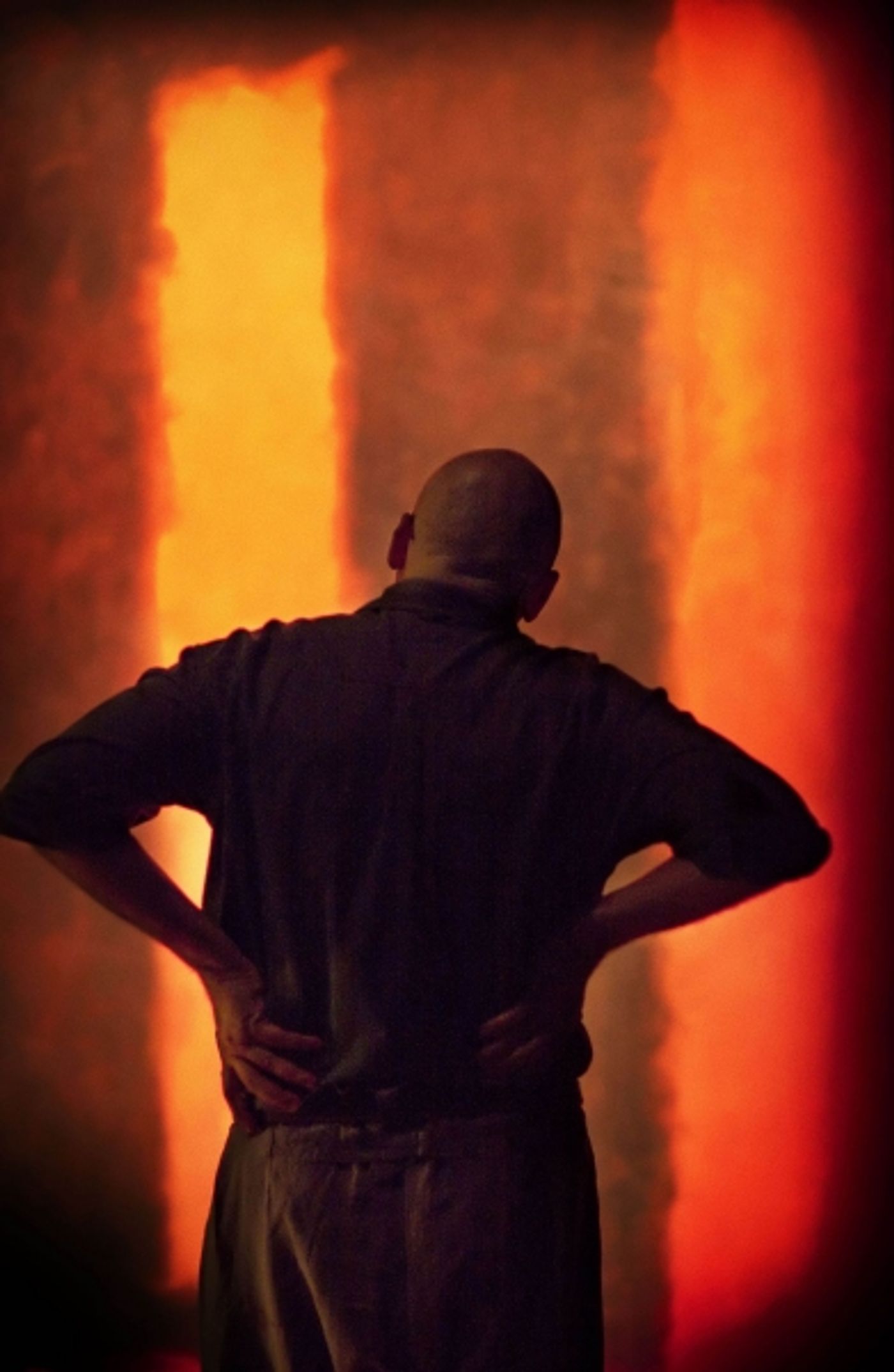 Photo Flash: RED Opens on Broadway Tonight, 4/1  Image