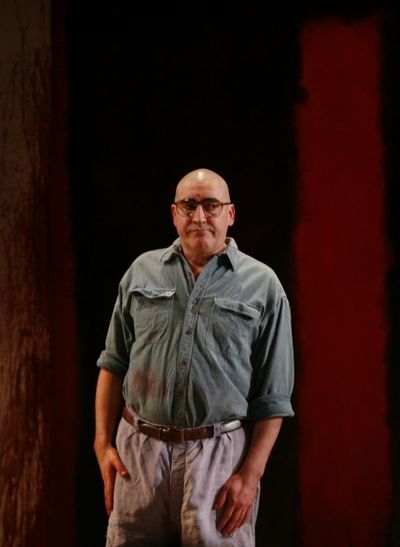  Alfred Molina Photo