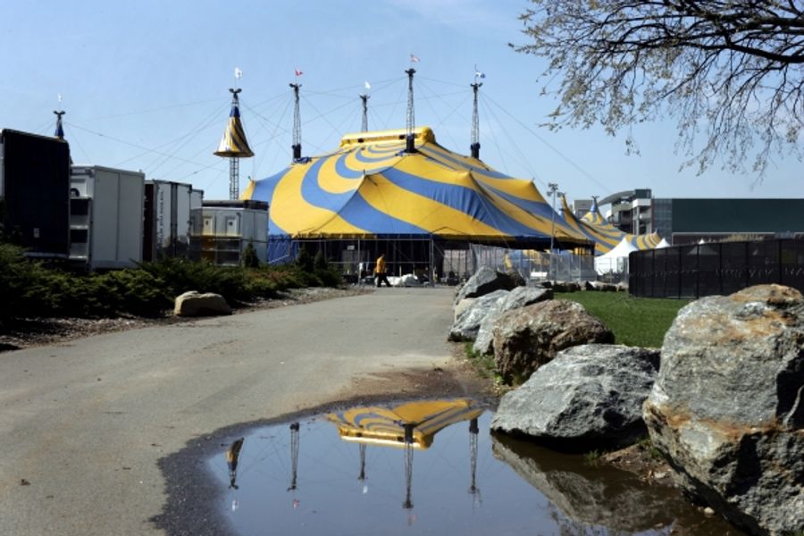 Photo Flash: Cirque du Soleil/OVO Has Big Top-Raising In Randall's Island Park Image