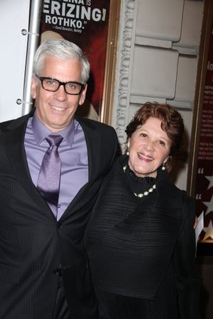 Linda Lavin and Guest Photo